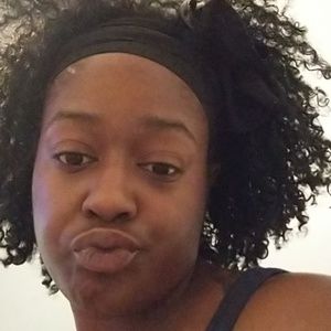 Meet your Posher, Laqoya